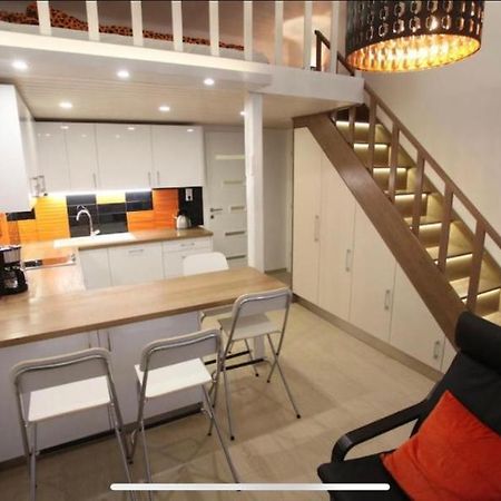 B39 Benczur Apartment Budapest Luaran gambar